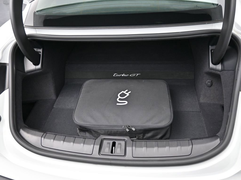 Certified 2025 Porsche Taycan Turbo GT image 36