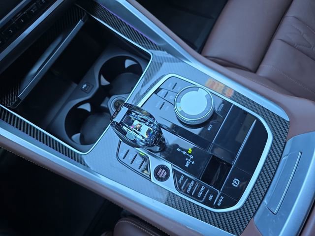 Used 2022 BMW X6 M50i w/ Executive Package image 28