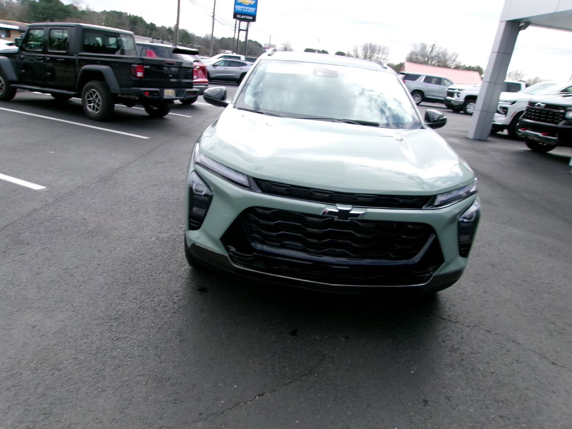 New 2026 Chevrolet Trax ACTIV w/ Sunroof Package image 8