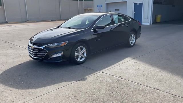 Used 2023 Chevrolet Malibu LT FWD image 4