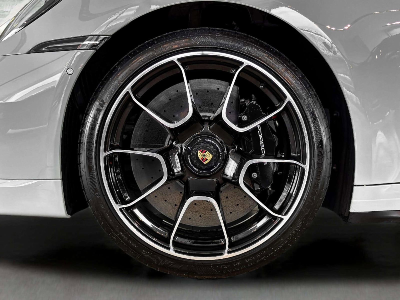 Used 2022 Porsche 911 Turbo S image 13