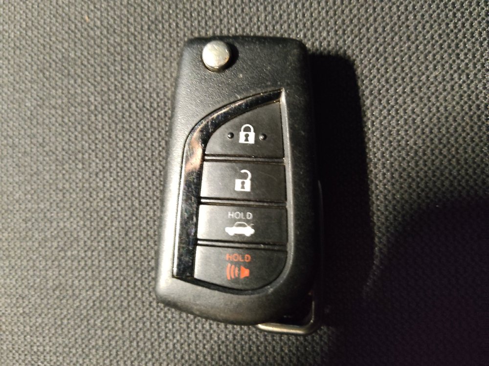 Used 2025 Toyota Corolla LE FWD image 32