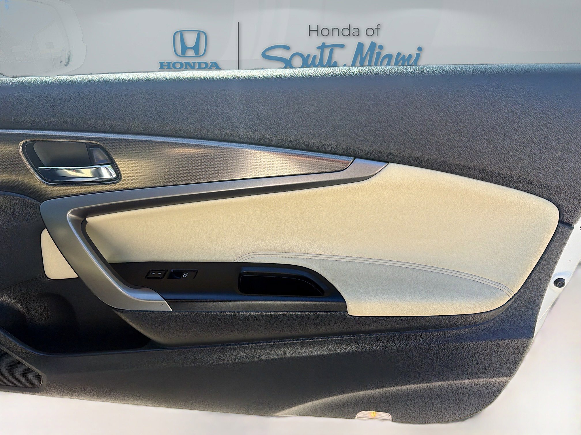 Used 2017 Honda Accord EX-L image 32