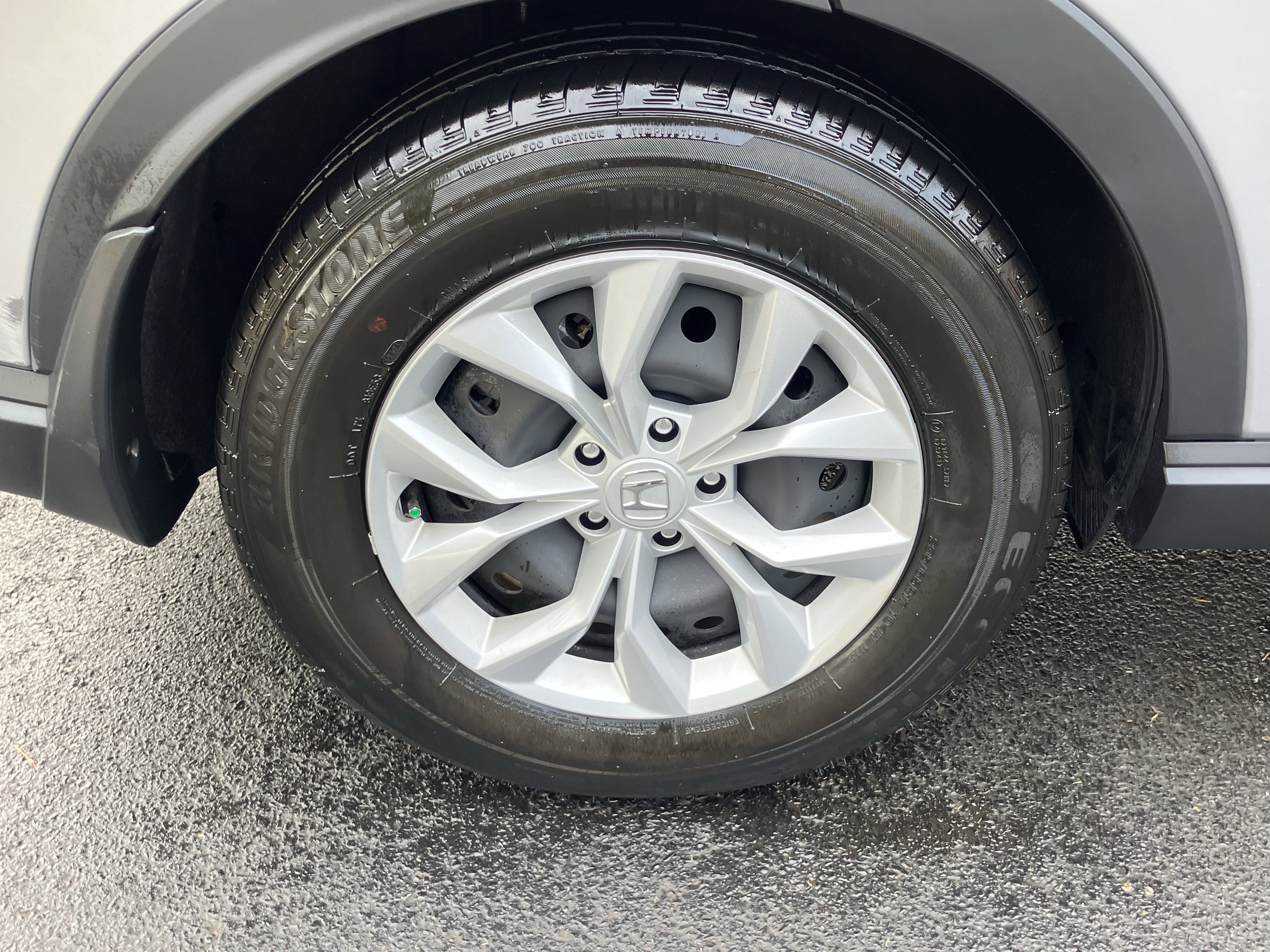 Used 2025 Honda CR-V LX image 13