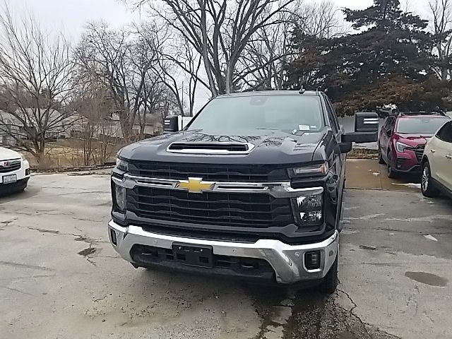 Certified 2025 Chevrolet Silverado 2500 LT w/ Safety Package image 8