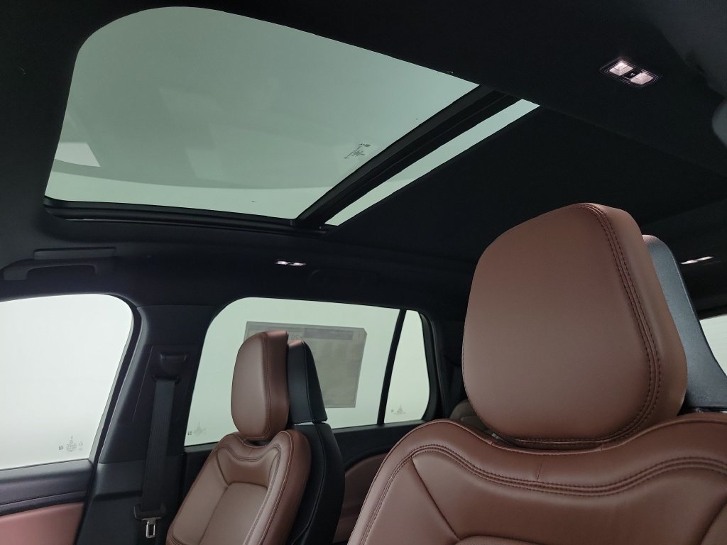 New 2027 Lincoln Aviator Reserve w/ Luxury Package RWD image 23