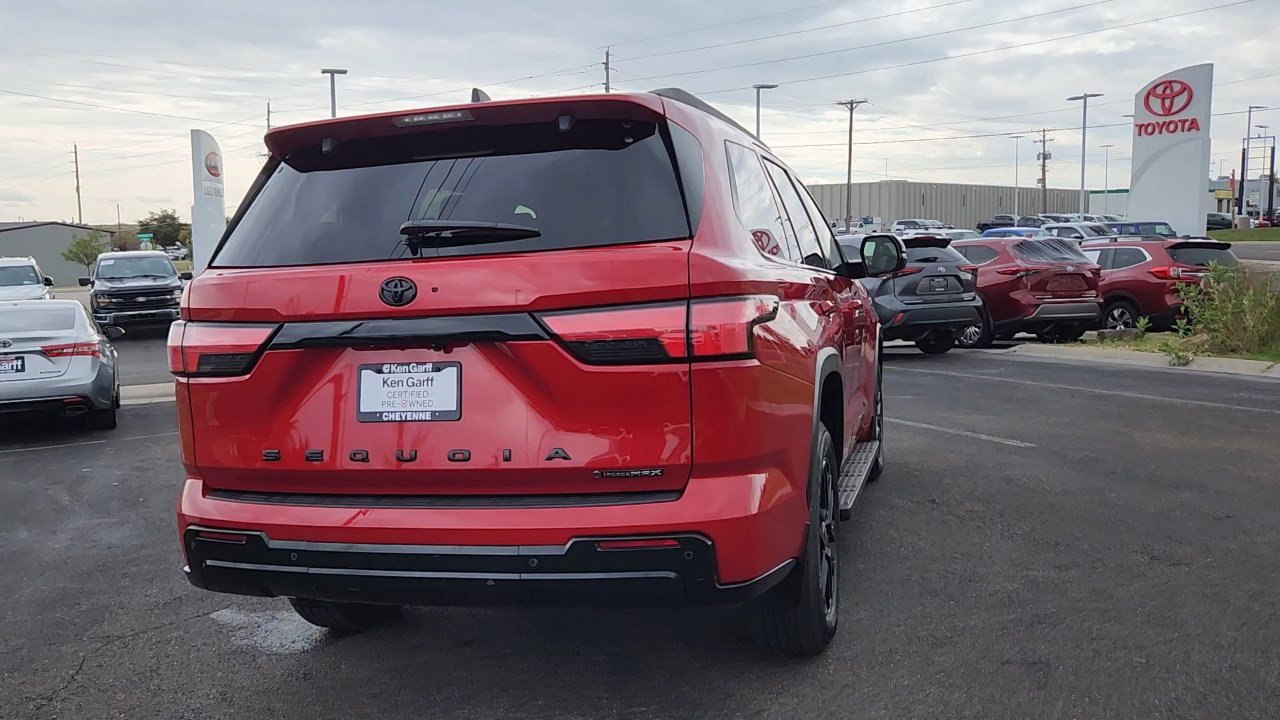 Used 2025 Toyota Sequoia Limited image 4