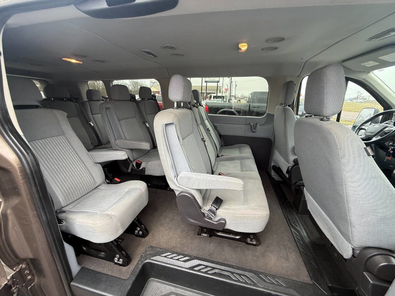 Used 2016 Ford Transit 350 XLT image 10