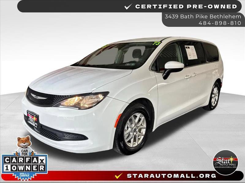 Used 2023 Chrysler Voyager LX FWD image 1
