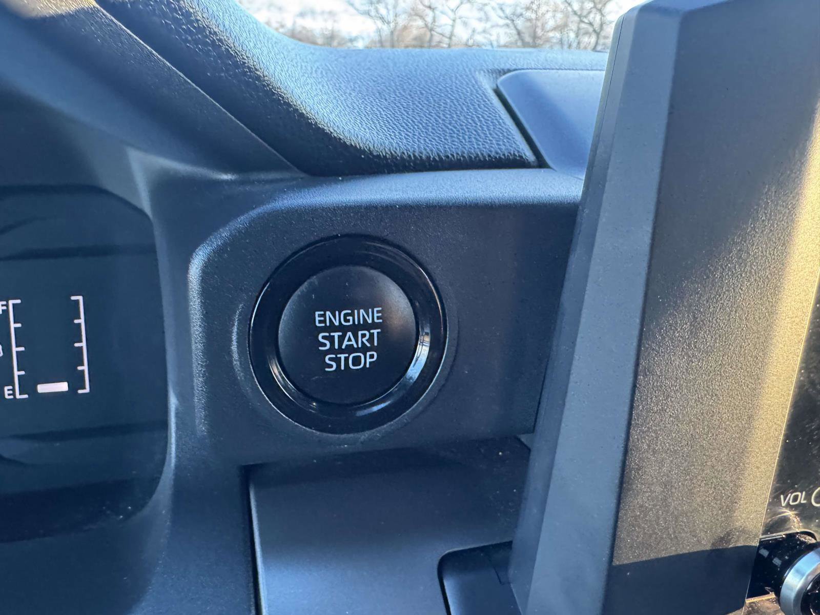 Used 2024 Toyota Tacoma SR5 image 32