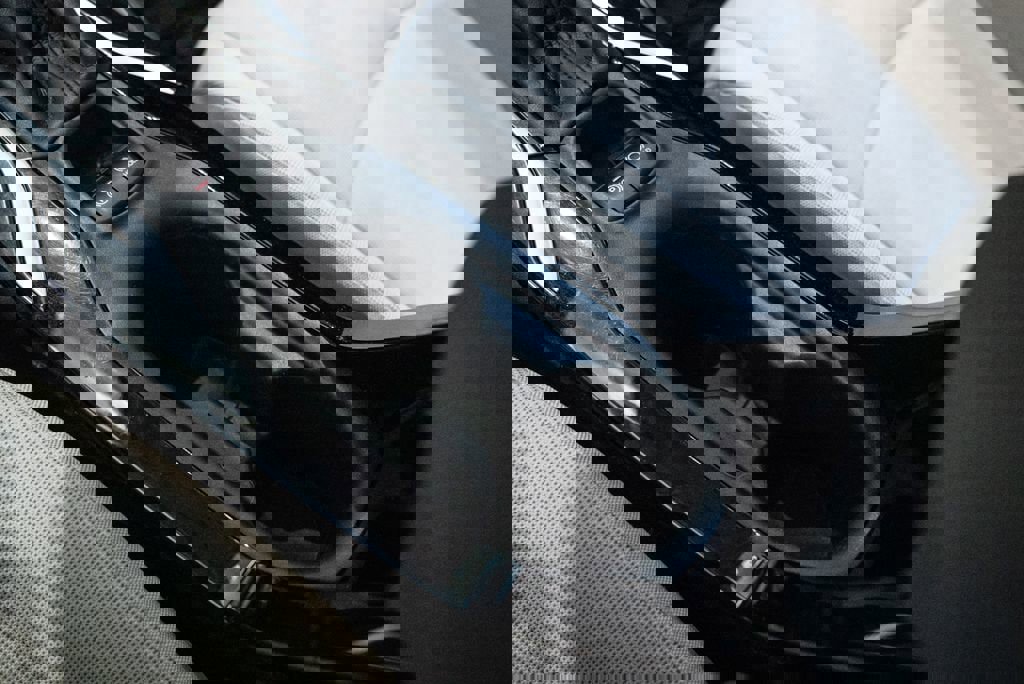 Used 2021 Toyota Corolla LE image 29