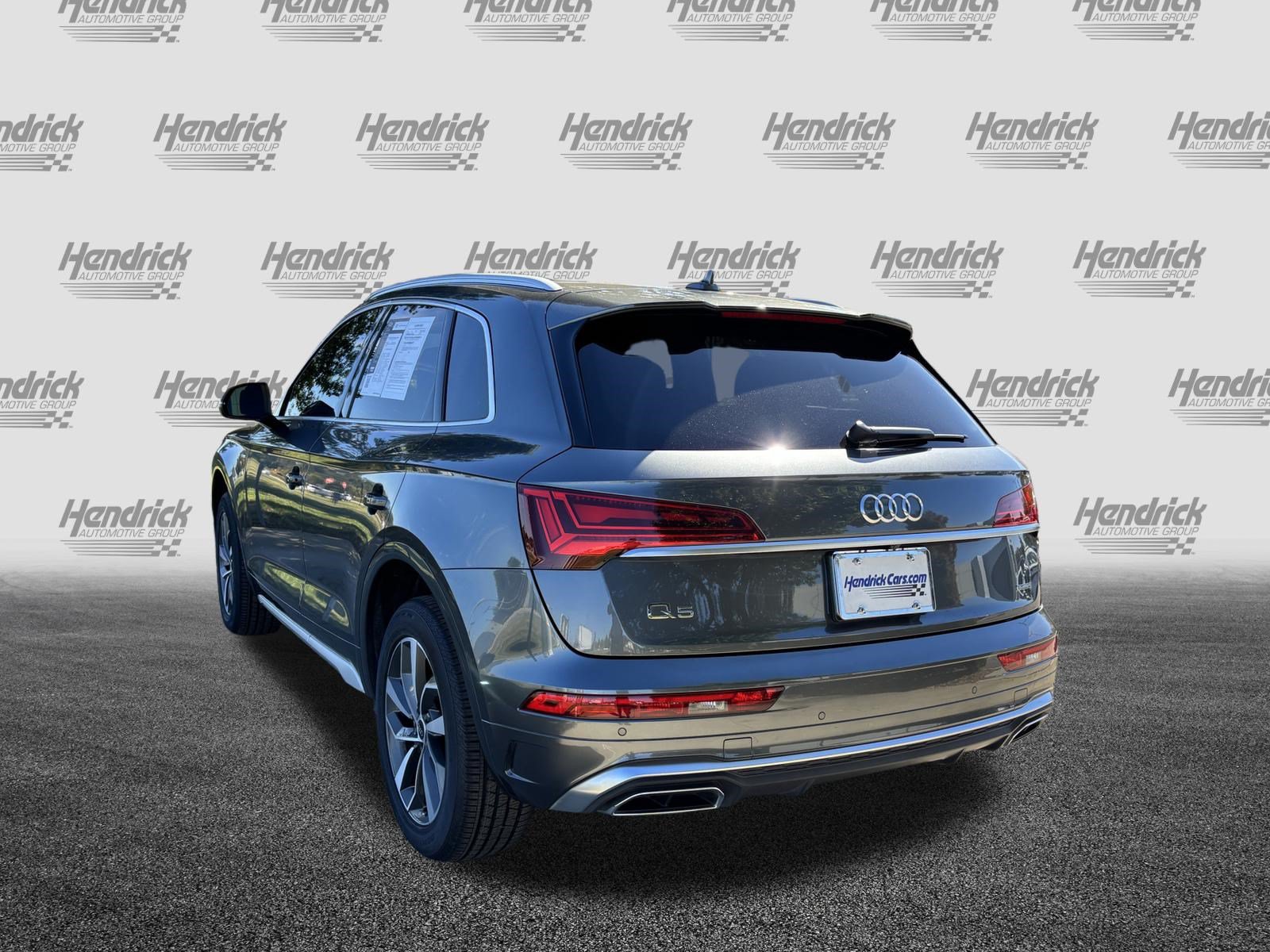 Certified 2024 Audi Q5 2.0T Premium Plus w/ Premium Plus Package AWD/4WD image 8