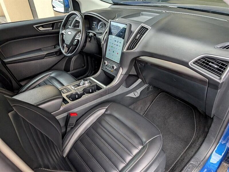 Used 2024 Ford Edge SEL AWD/4WD image 4