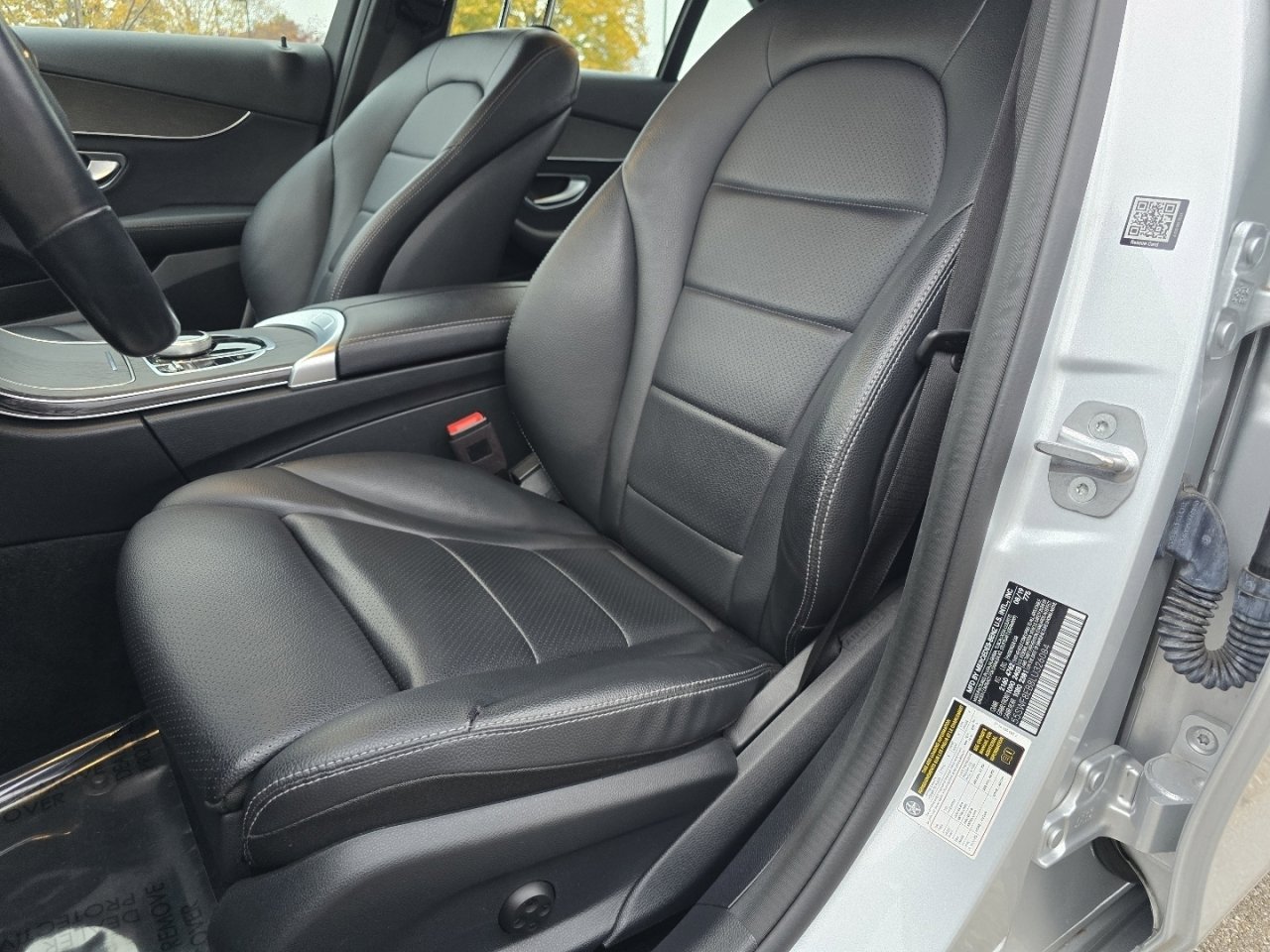 Used 2020 Mercedes-Benz C 300 4MATIC Sedan image 24