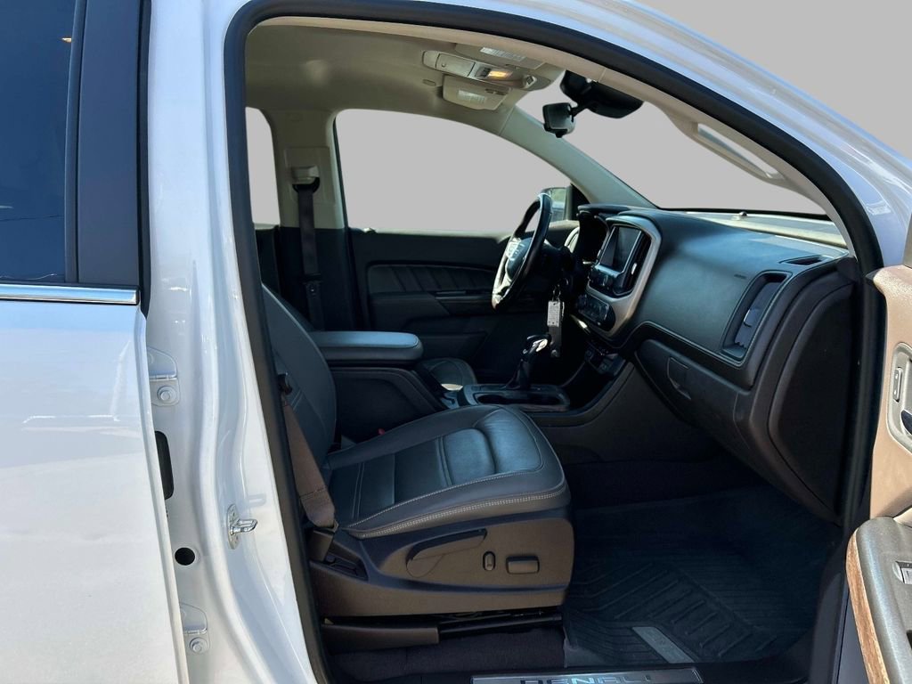 Used 2022 GMC Canyon Denali AWD/4WD image 16