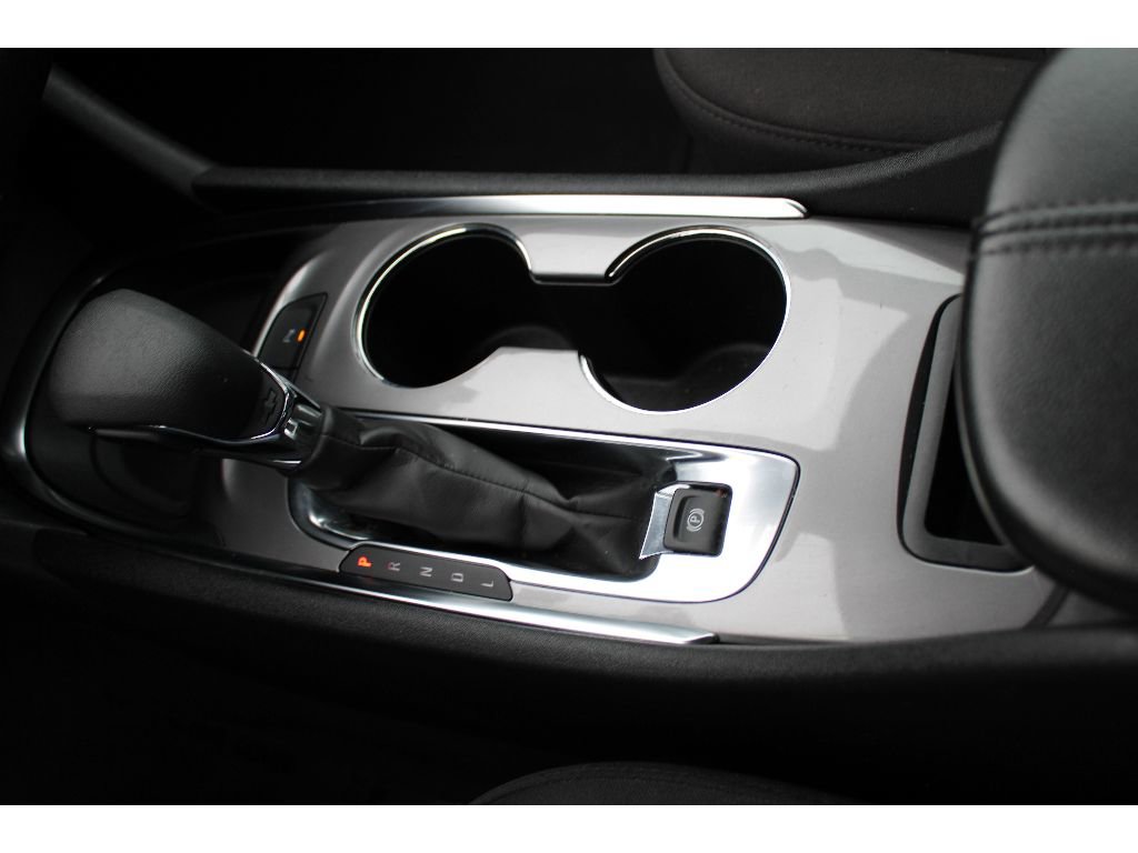 Used 2024 Chevrolet Malibu LT image 28