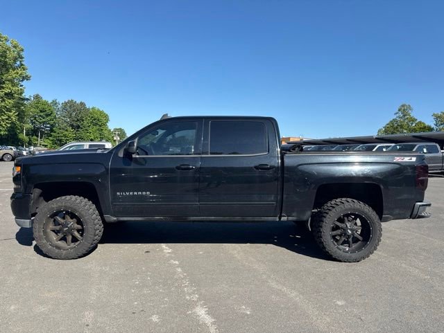 Used 2017 Chevrolet Silverado 1500 LT w/ LPO, Black Pack AWD/4WD image 2