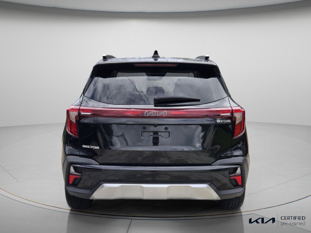 Certified 2025 Kia Seltos EX FWD image 6