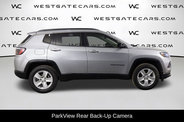 Used 2022 Jeep Compass Latitude AWD/4WD image 7