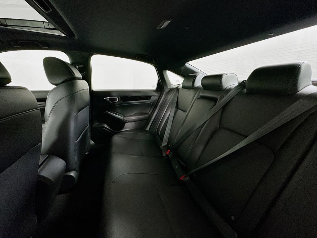 Used 2025 Honda Civic Sport Touring image 17