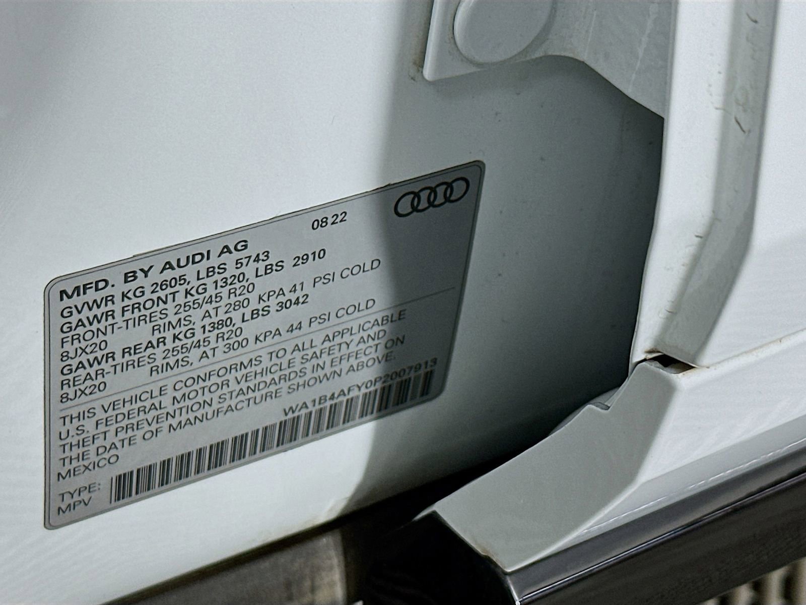 Used 2023 Audi SQ5 Premium Plus w/ Premium Plus Package image 34