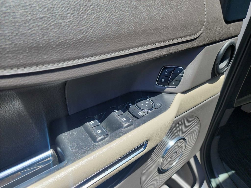 Used 2019 Ford Expedition XLT w/ Equipment Group 202A image 15