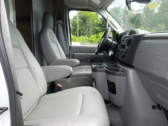 New 2026 Ford E-450 and Econoline 450 Super Duty w/ Power Equipment Group RWD image 29