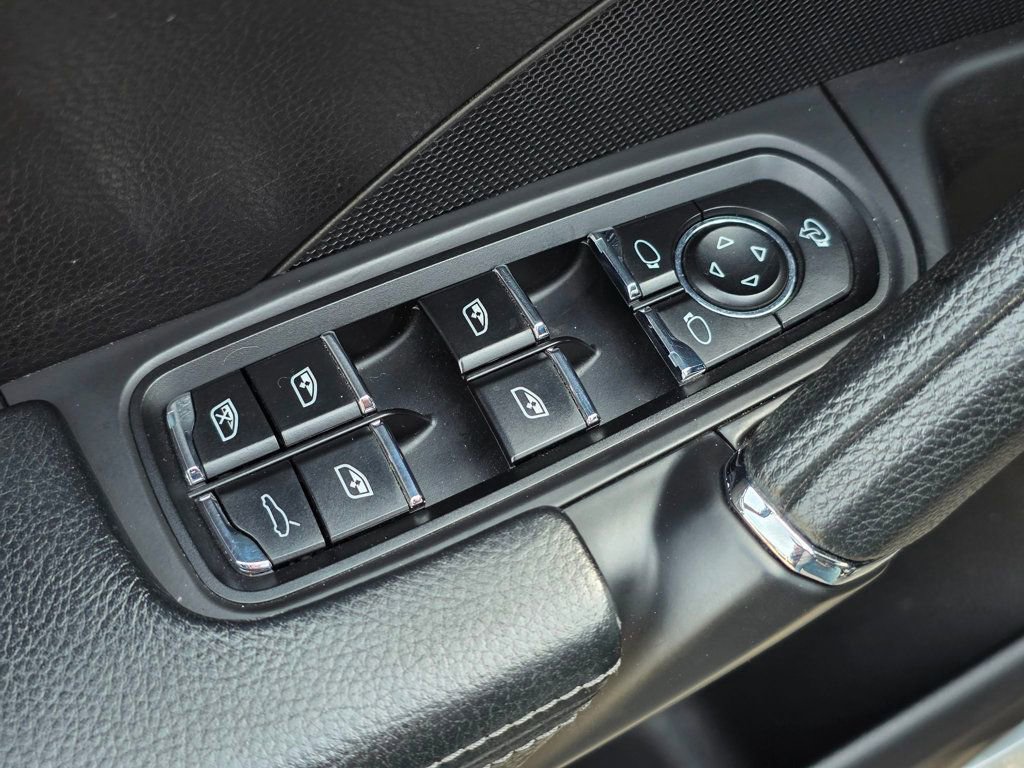 Used 2014 Porsche Cayenne 2014 PORSCHE CAYENNE SPORT DES image 39