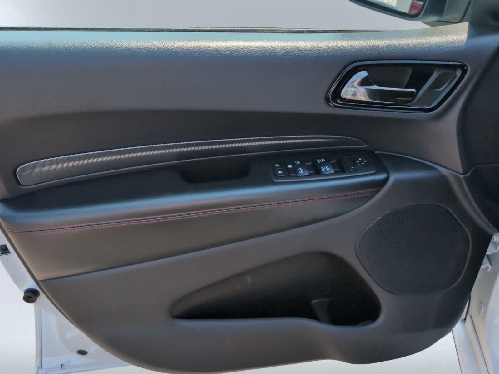 Used 2025 Dodge Durango GT AWD/4WD image 15