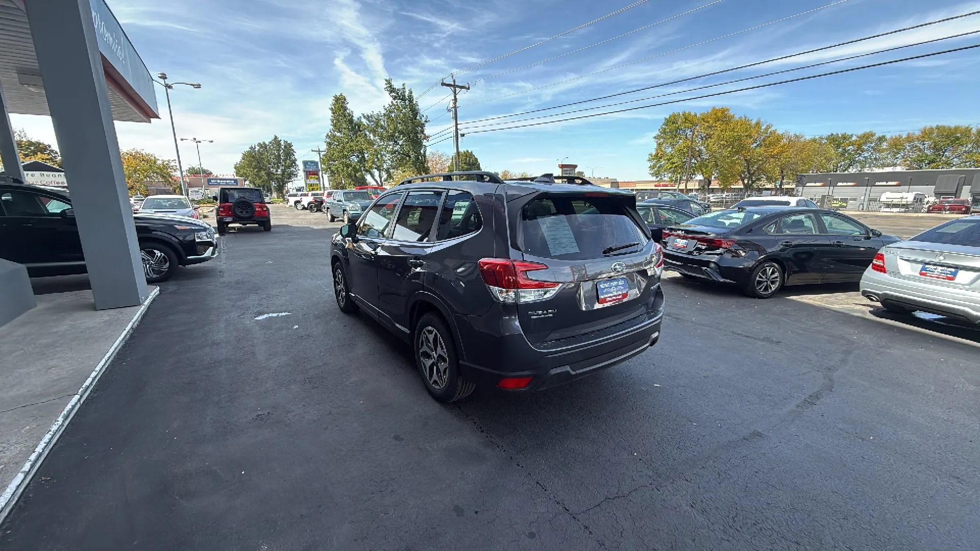 Used 2023 Subaru Forester Premium AWD/4WD image 4