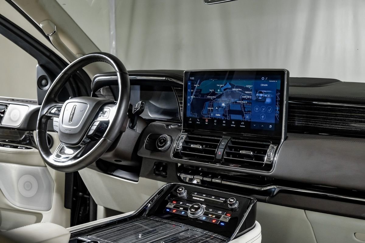Used 2022 Lincoln Navigator Black Label image 23