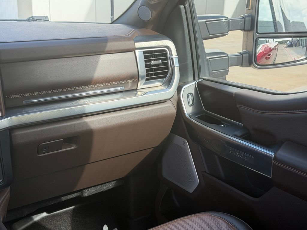 Used 2025 Ford F250 King Ranch AWD/4WD image 32