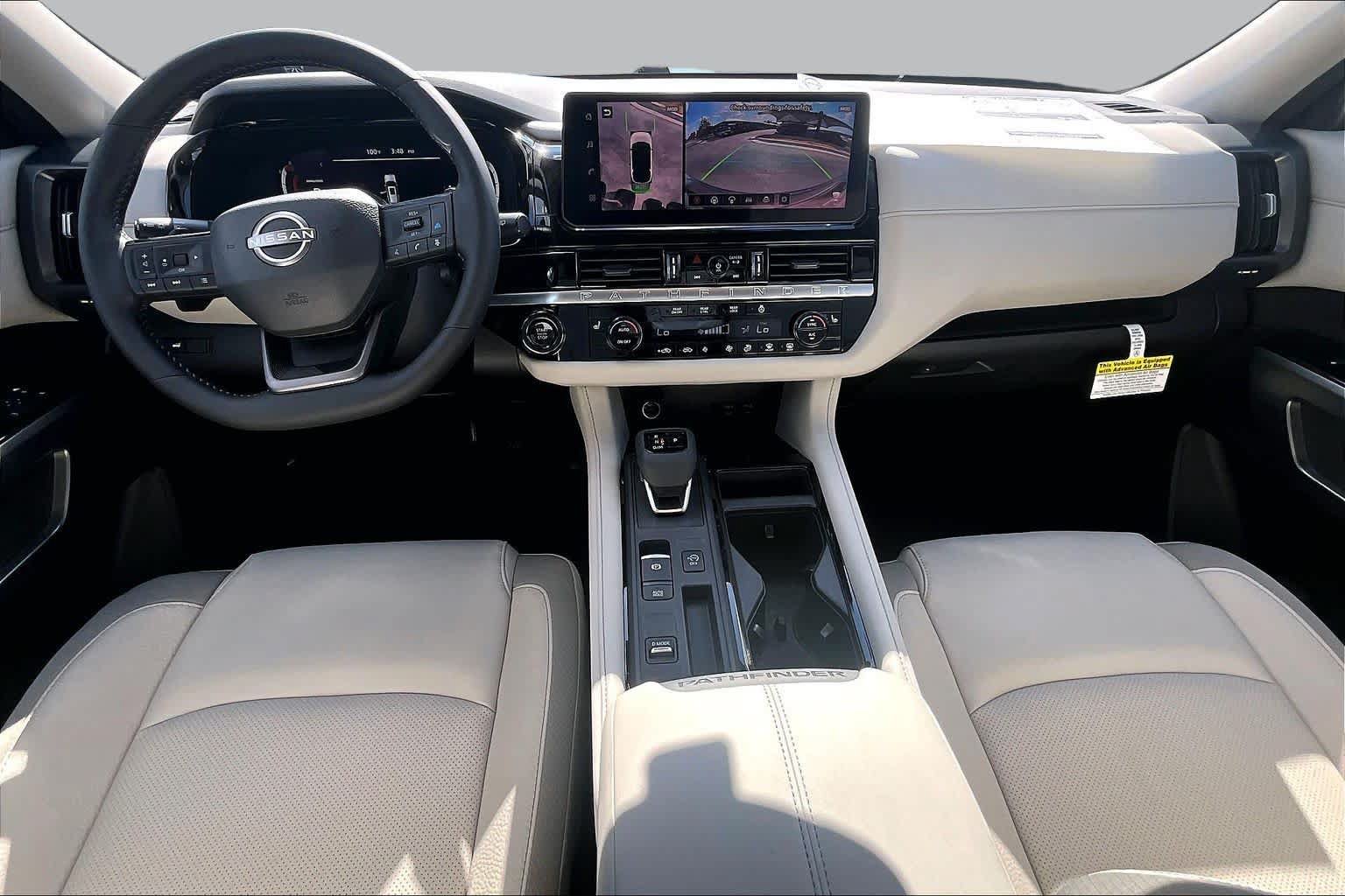 New 2026 Nissan Pathfinder SL FWD image 5
