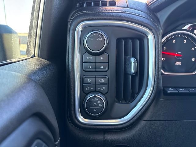 Certified 2020 Chevrolet Silverado 3500 LTZ w/ LTZ Premium Package image 17