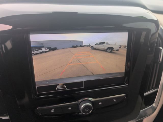 Used 2023 Chevrolet Traverse LS image 22