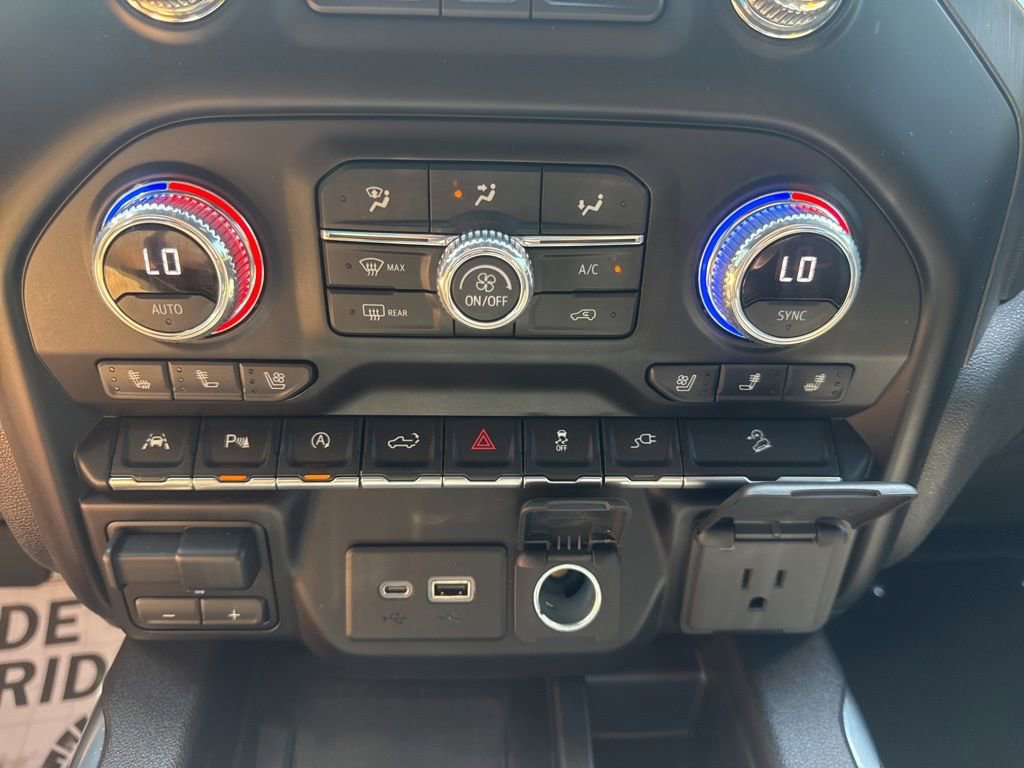 Used 2021 GMC Sierra 1500 AT4 w/ AT4 Value Package AWD/4WD image 26