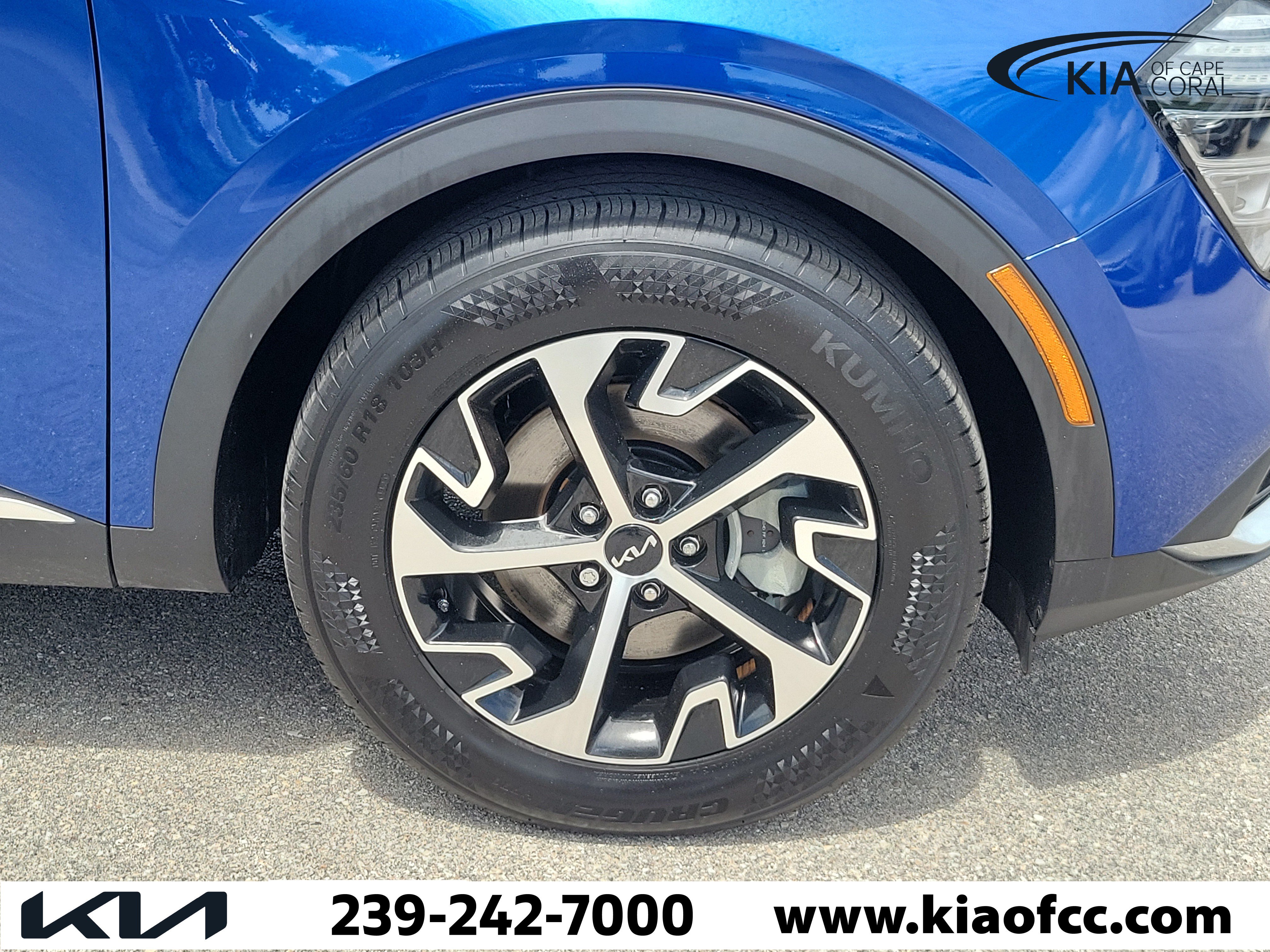Certified 2025 Kia Sportage EX FWD image 7