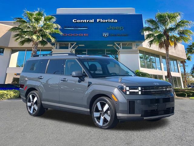 Used 2025 Hyundai Santa Fe Limited image 2