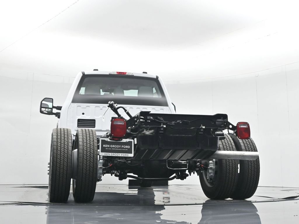 New 2025 Ford F550 XL image 42
