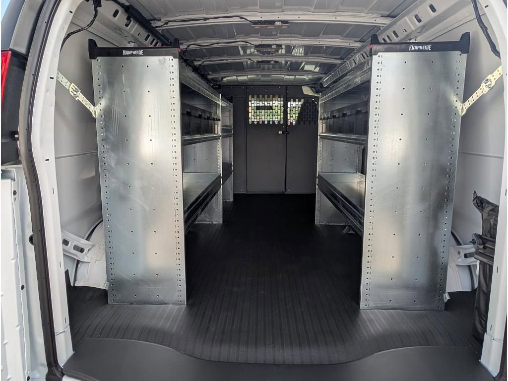 New 2025 Chevrolet Express 3500 Extended w/ Driver Convenience Package image 10