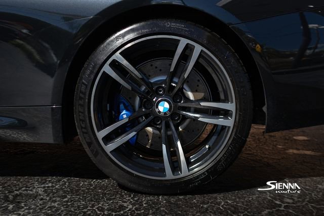 Used 2018 BMW M4 Convertible image 46