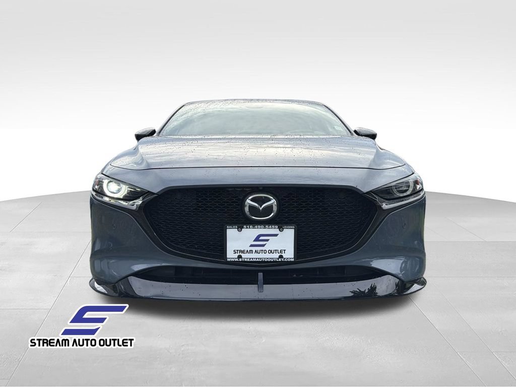 Used 2021 MAZDA MAZDA3 Hatchback w/Premium Plus Pkg AWD/4WD image 2