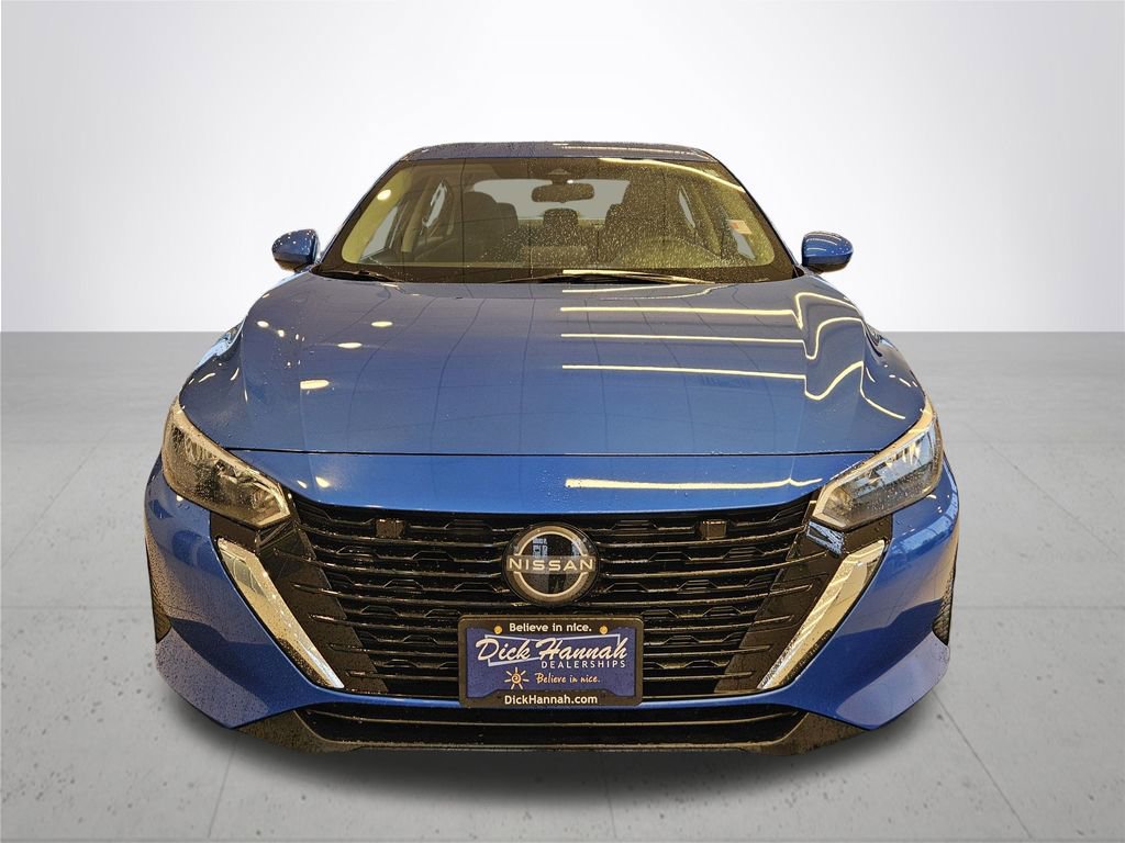 Used 2024 Nissan Sentra SV image 3