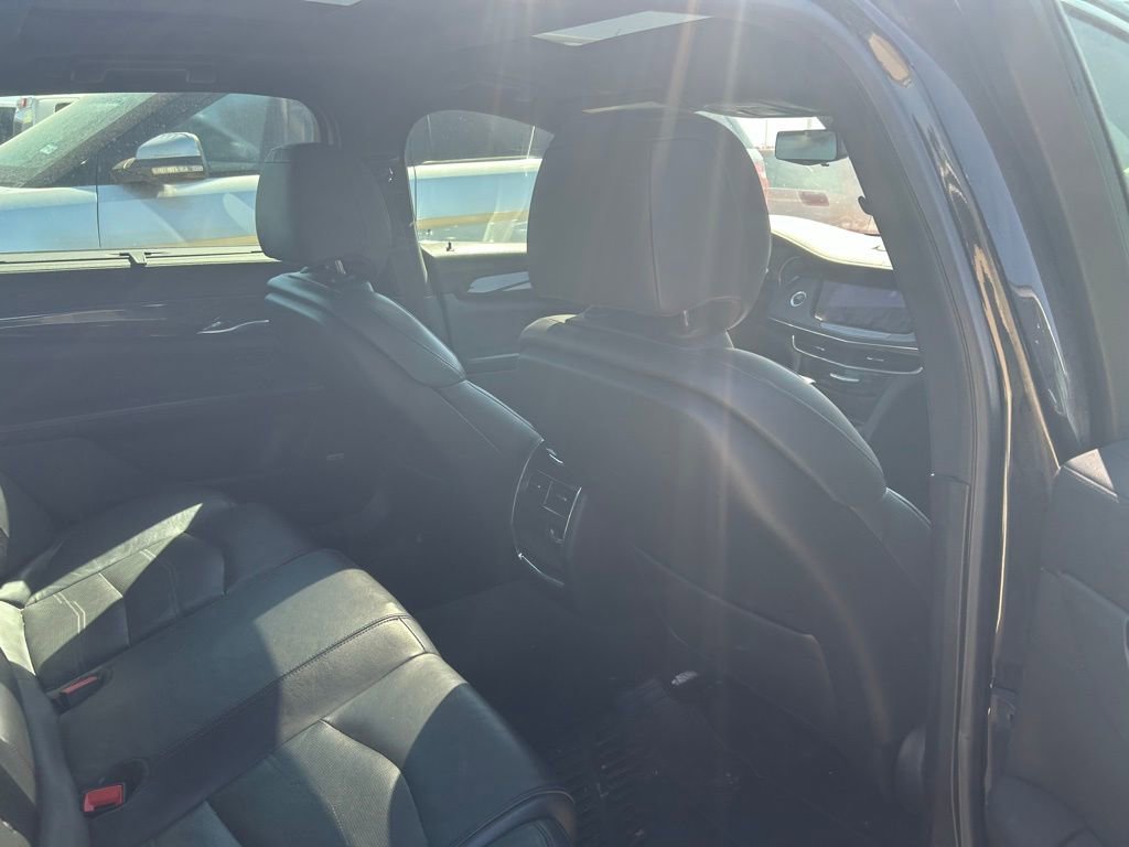 Used 2018 Cadillac CT6 Luxury image 11