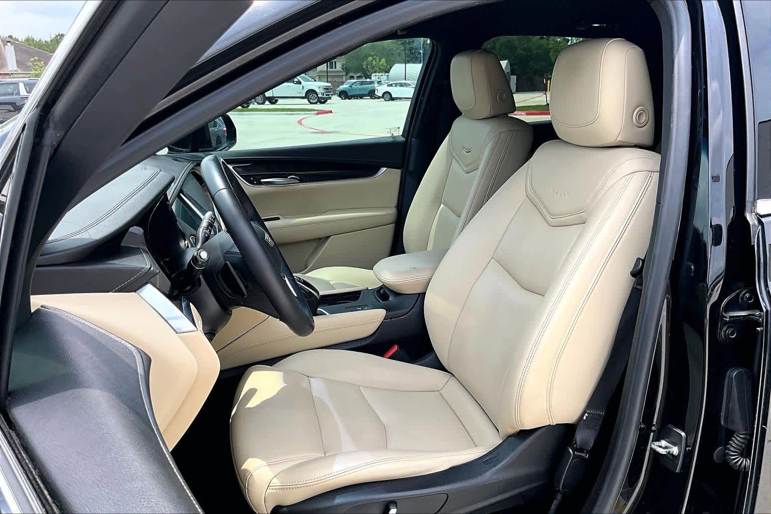 Used 2018 Cadillac XT5 FWD image 8