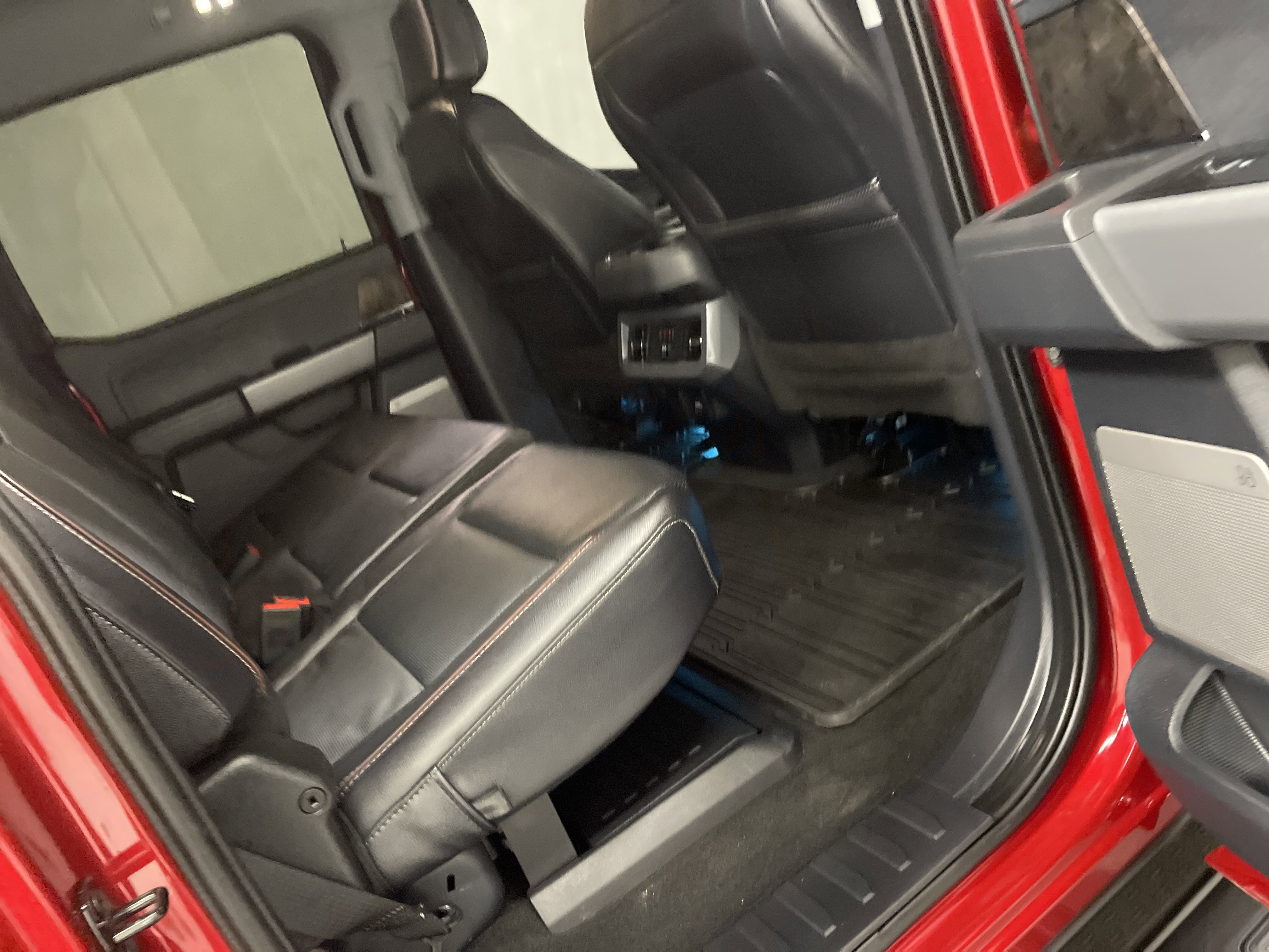 Used 2024 Ford F250 Lariat w/ Sport Appearance Package image 21