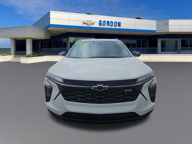 Used 2024 Chevrolet Trax RS w/ Sunroof Package FWD image 9
