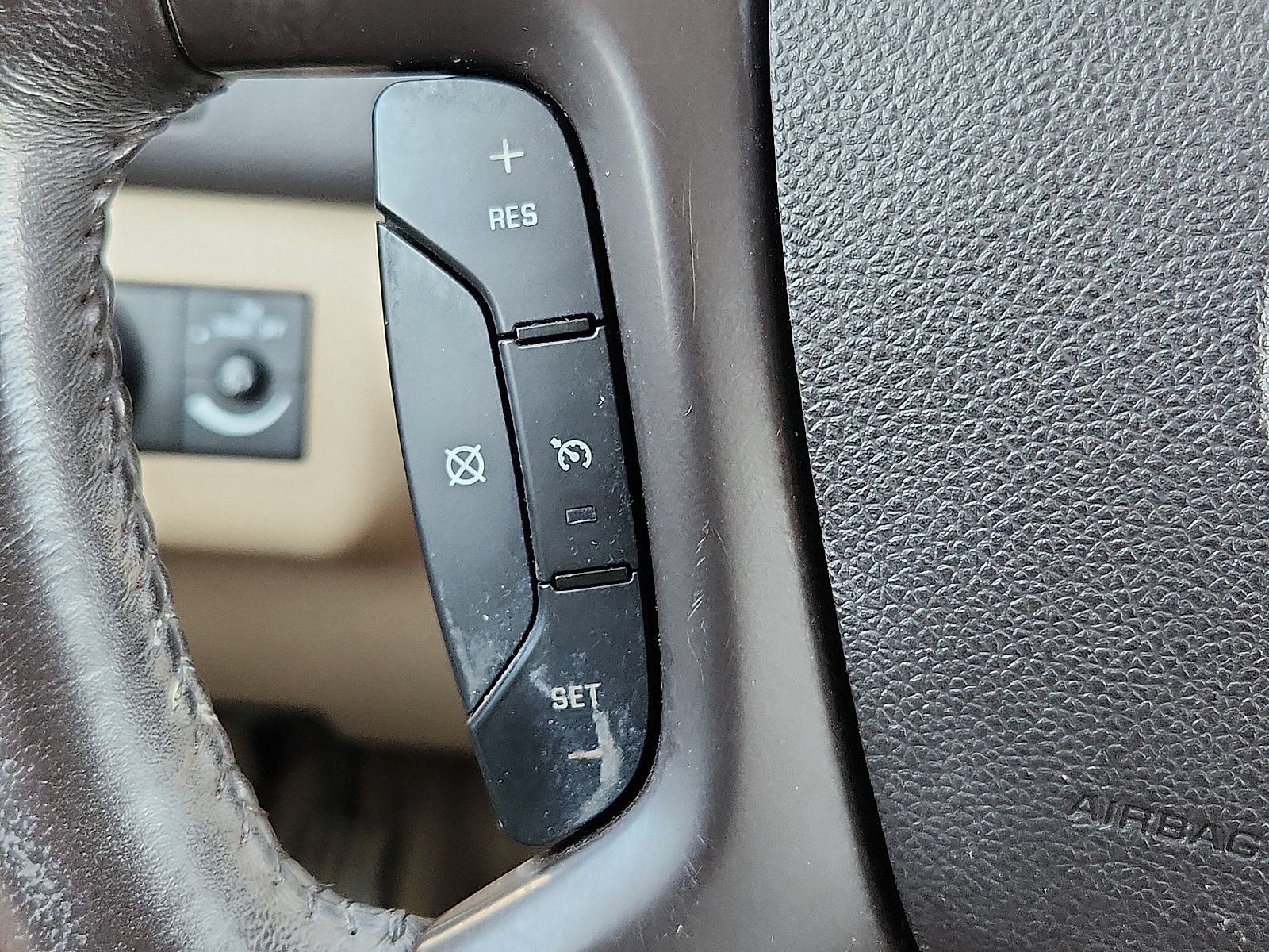 Used 2012 Buick Enclave Premium w/ LPO, Cargo Convenience Pkg FWD image 17