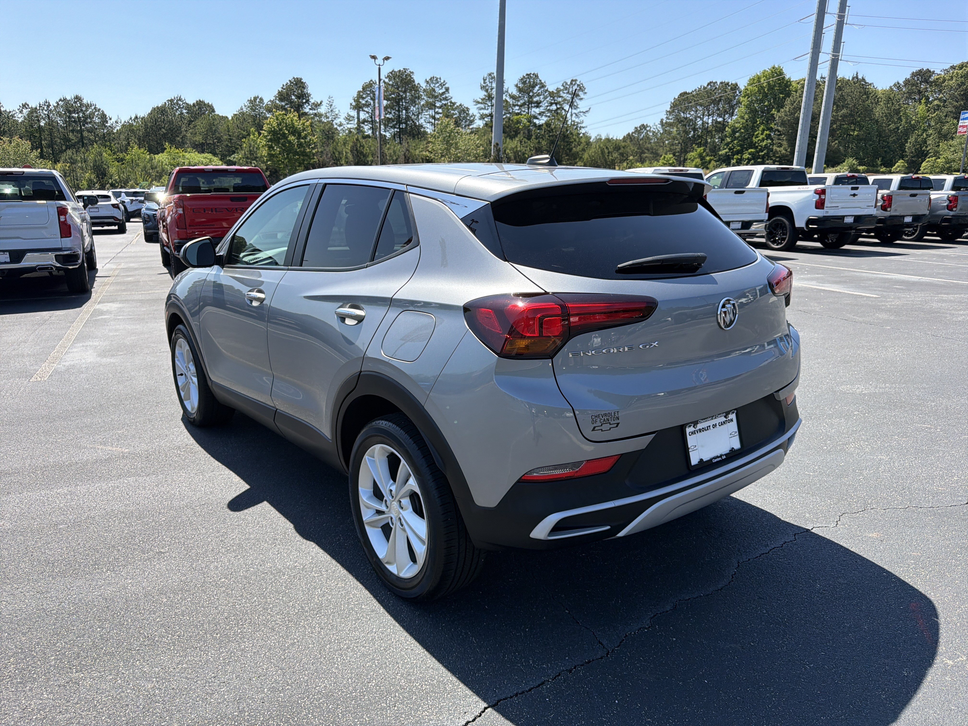 Used 2023 Buick Encore GX Preferred FWD image 7