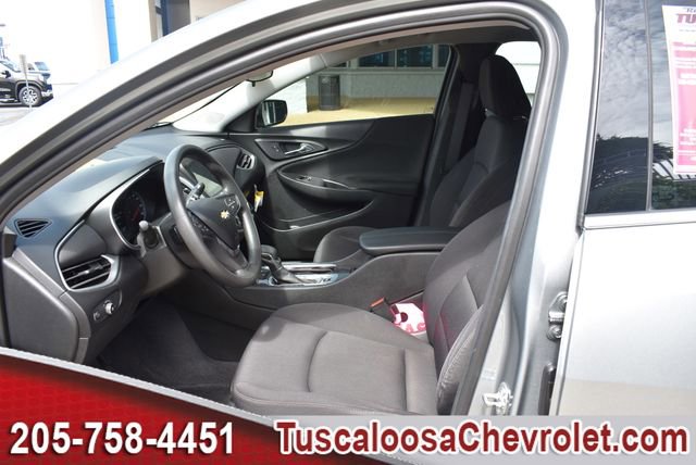 Used 2023 Chevrolet Malibu LT FWD image 18